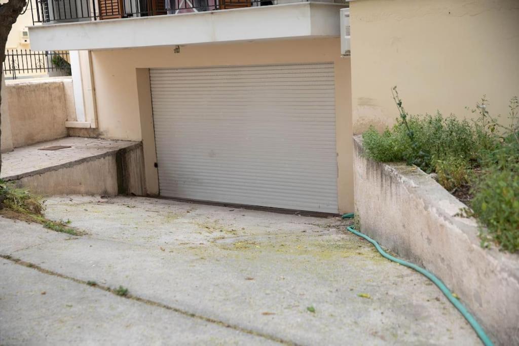 Apartment Town , With Private Parking Aegina
